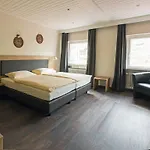 Kupper Hotel 3*