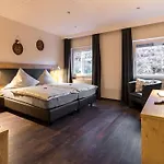 Kupper Hotel